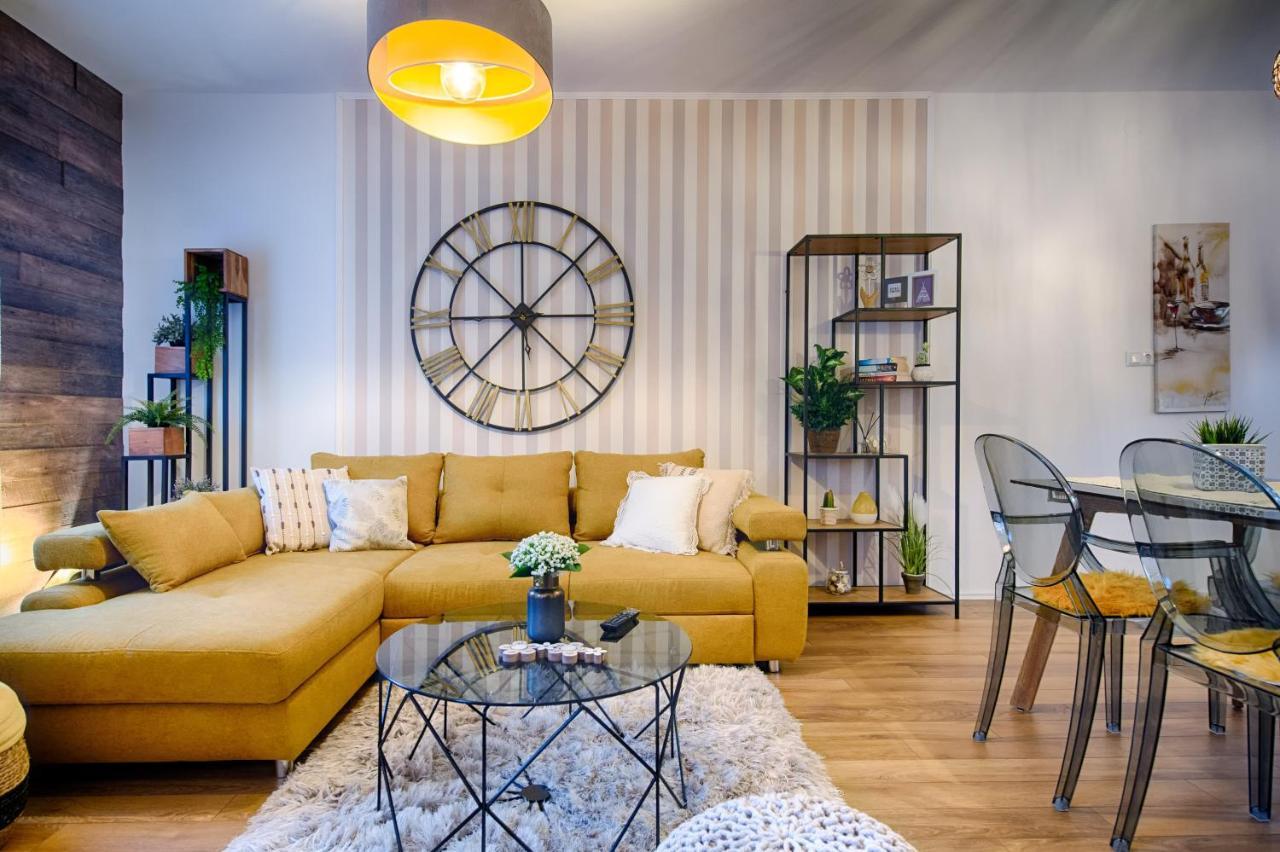 Dubra Apartment