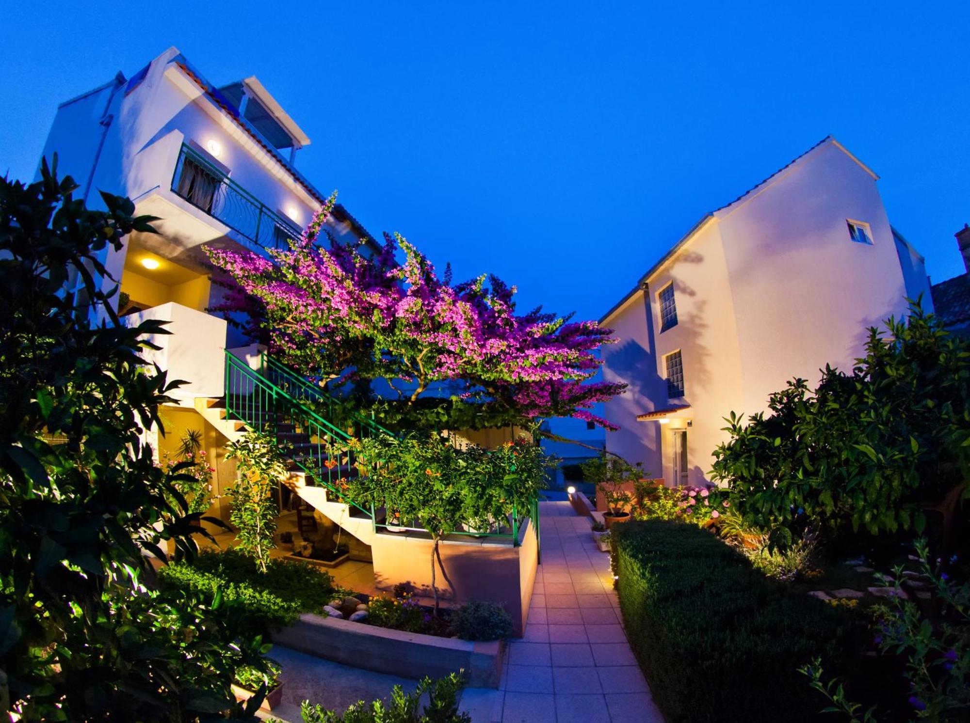Apartment Dubra Komiza