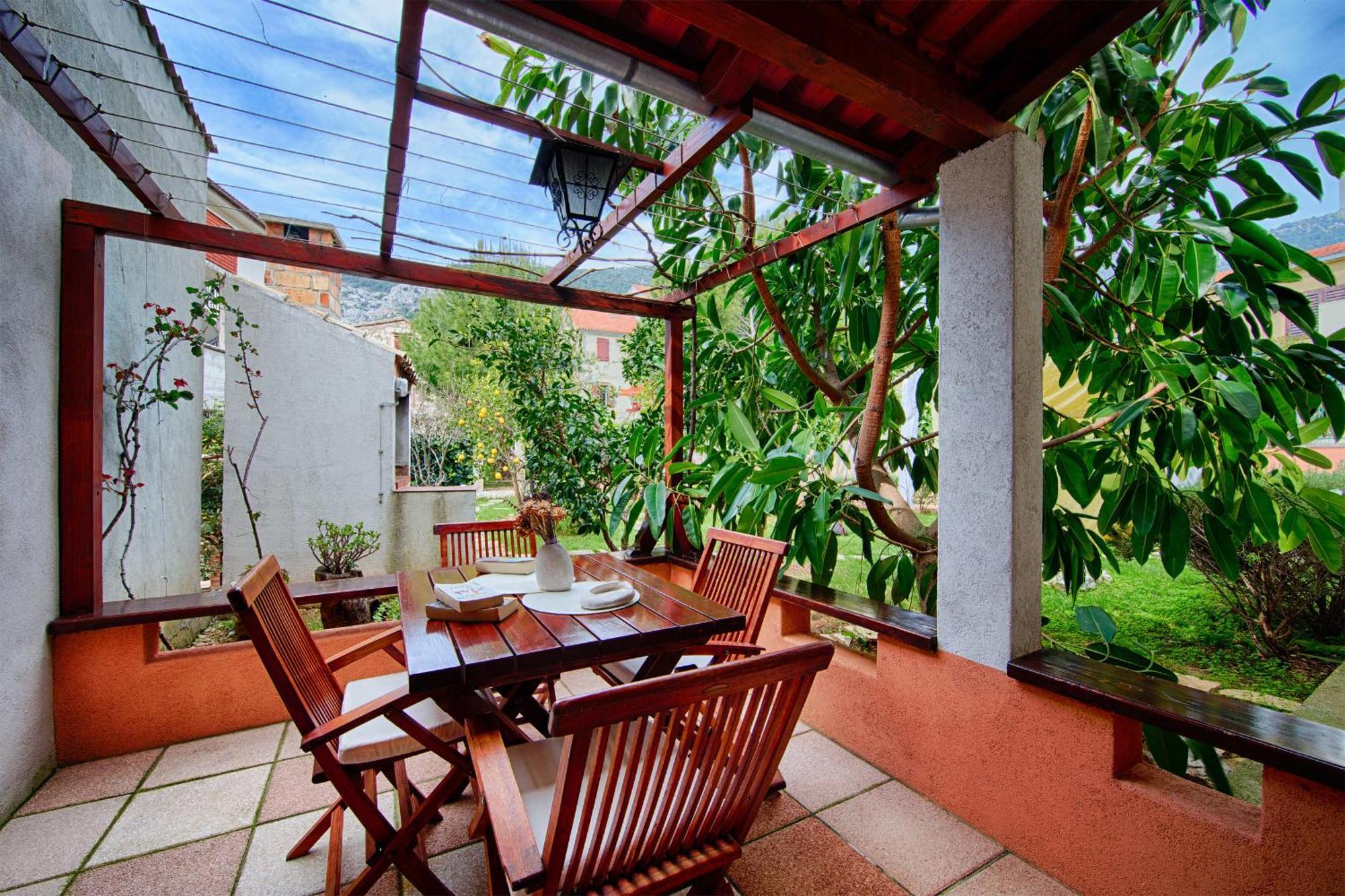 Apartment Dubra Komiza